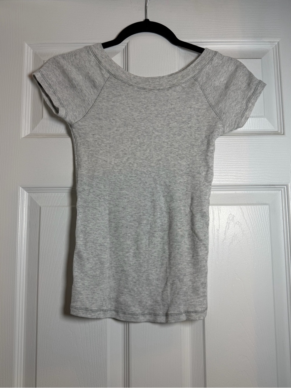 John Galt Brandy Melville Gray Ribbed Scoop Neck Cap Sleeve Top